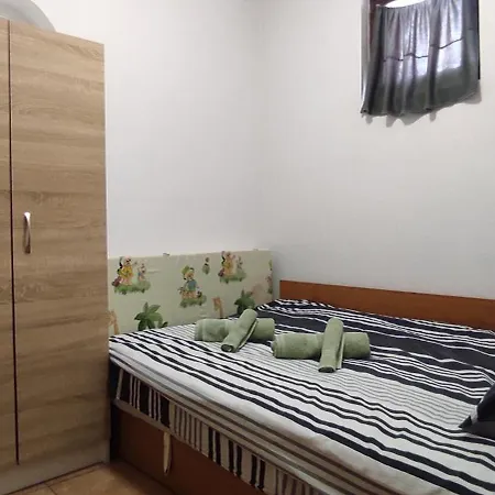 балканъ 丘斯滕迪尔