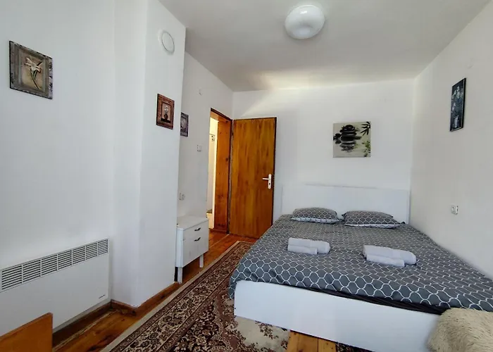 балканъ Konukevi